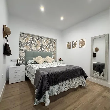 Homestay Casa Secunda Romar