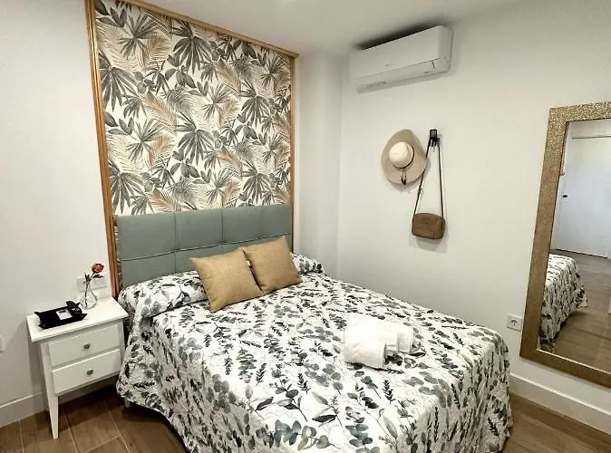 Casa Secunda Romar Homestay *