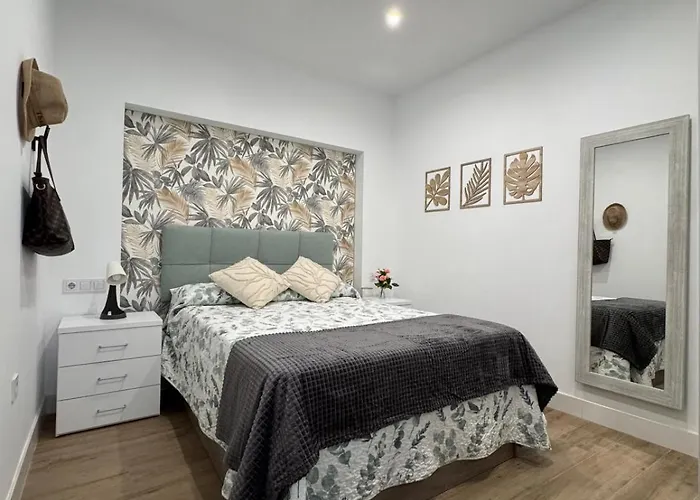 Homestay Casa Secunda Romar